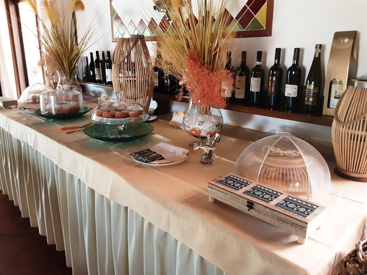 Hotel Pinocchio Arzachena Ngoại thất bức ảnh