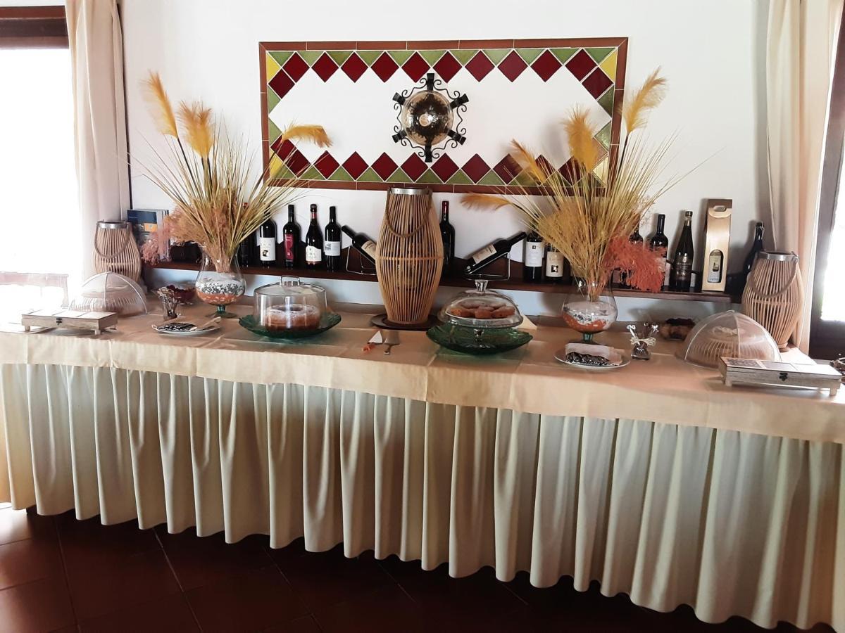 Hotel Pinocchio Arzachena Ngoại thất bức ảnh